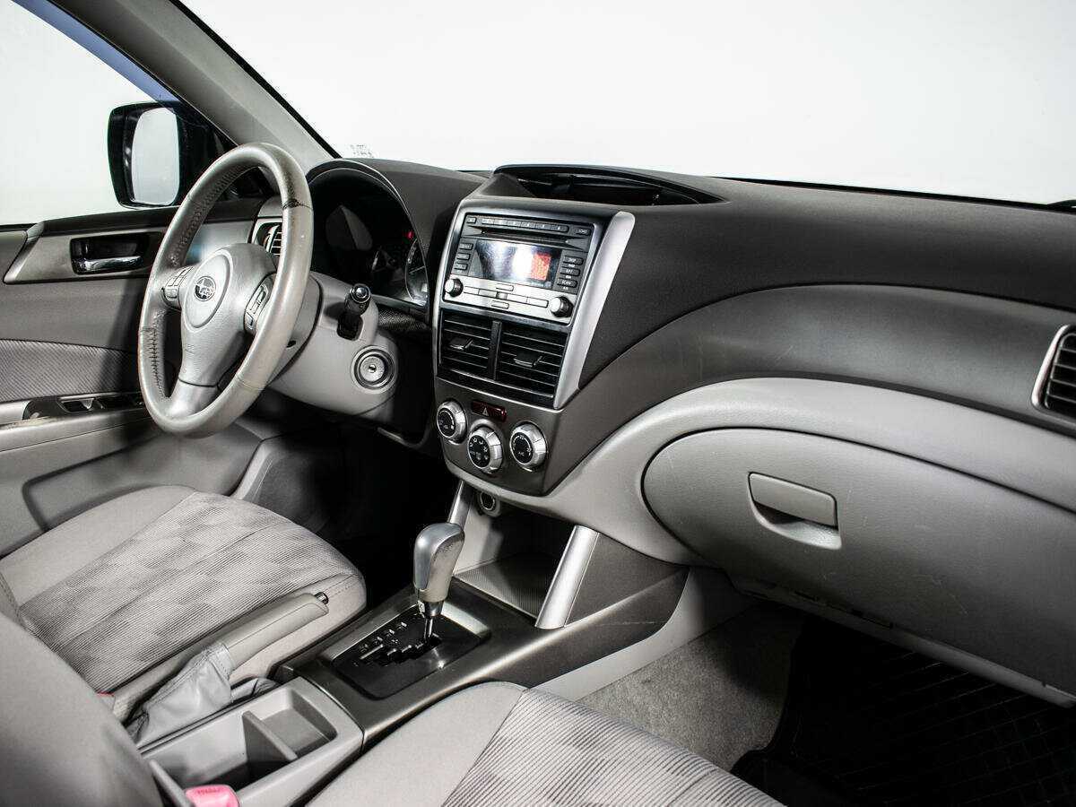 Subaru Forester с пробегом — 2010 год. Фото: #8