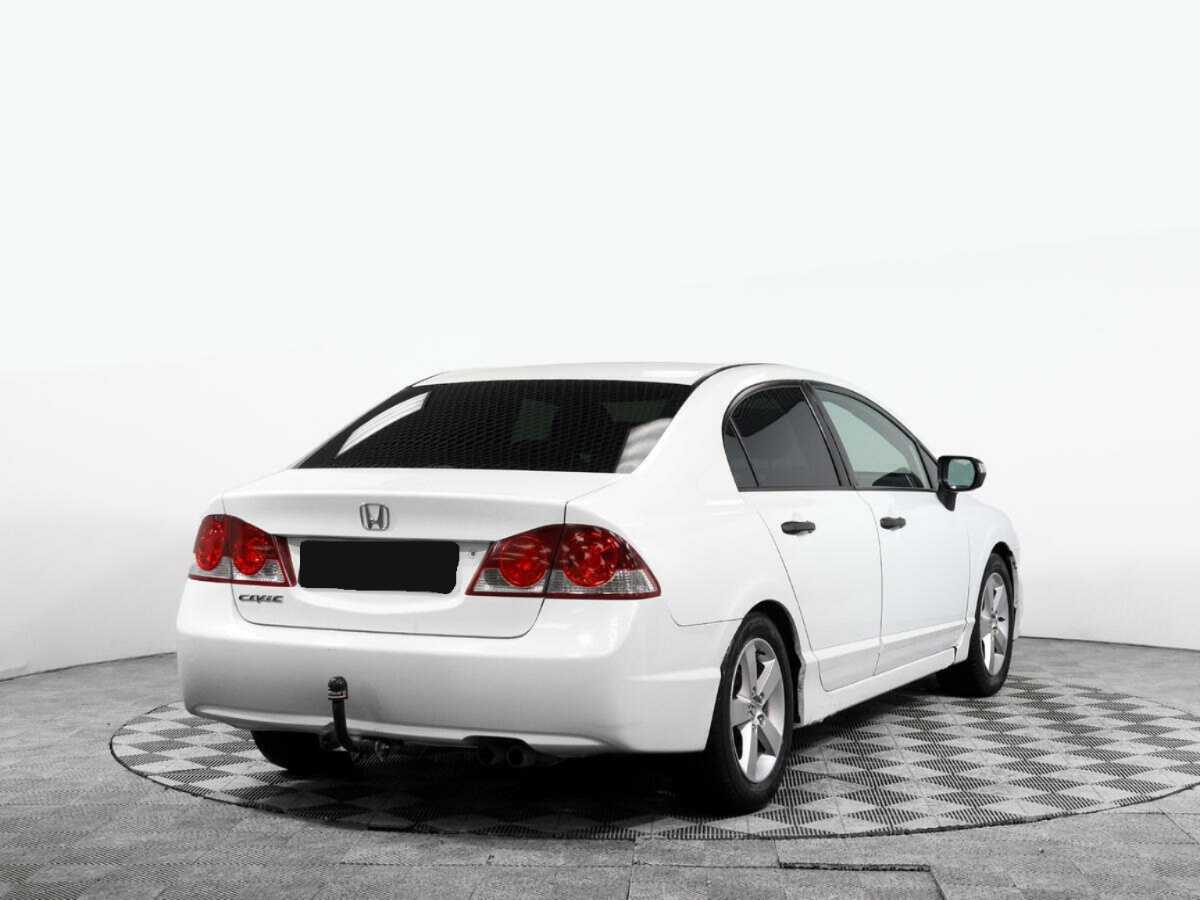 Honda Civic с пробегом — 2008 год. Фото: #3