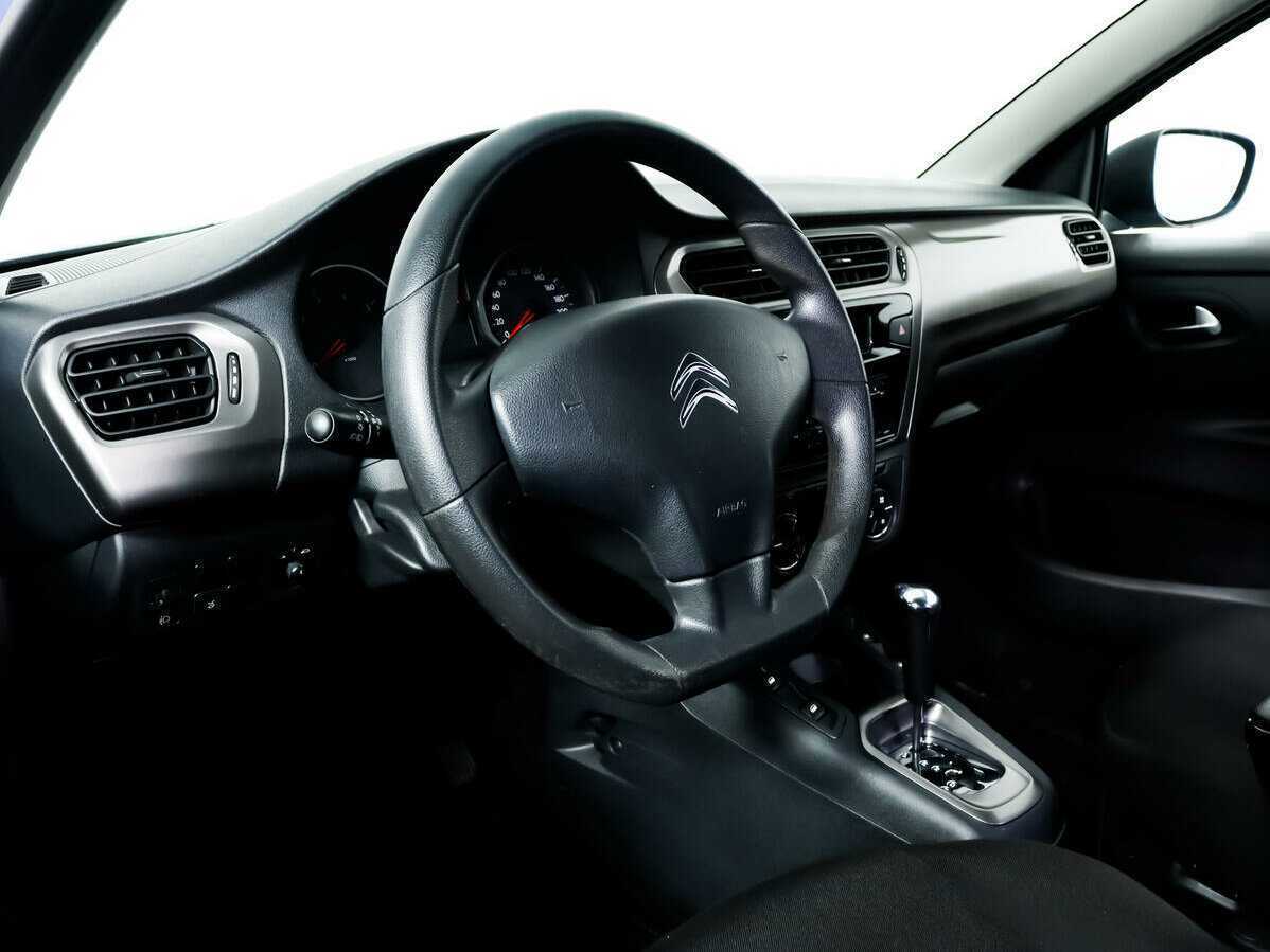 Citroen C-Elysee с пробегом — 2013 год. Фото: #12
