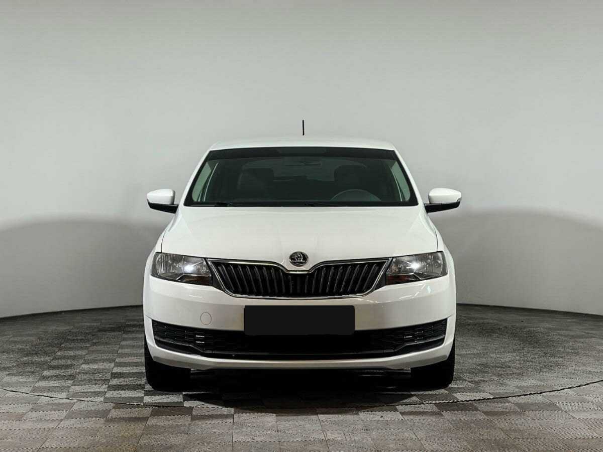 Skoda Rapid с пробегом — 2019 год. Фото: #1