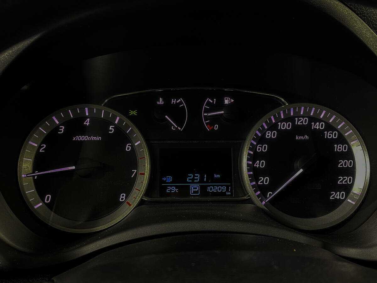 Nissan Sentra с пробегом — 2014 год. Фото: #10