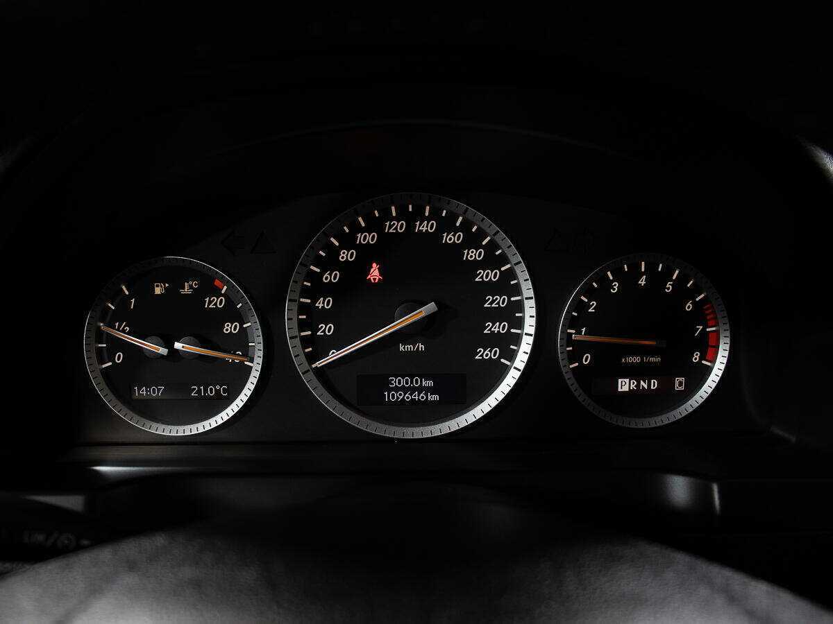 Mercedes-Benz C-Класс с пробегом — 2007 год. Фото: #11