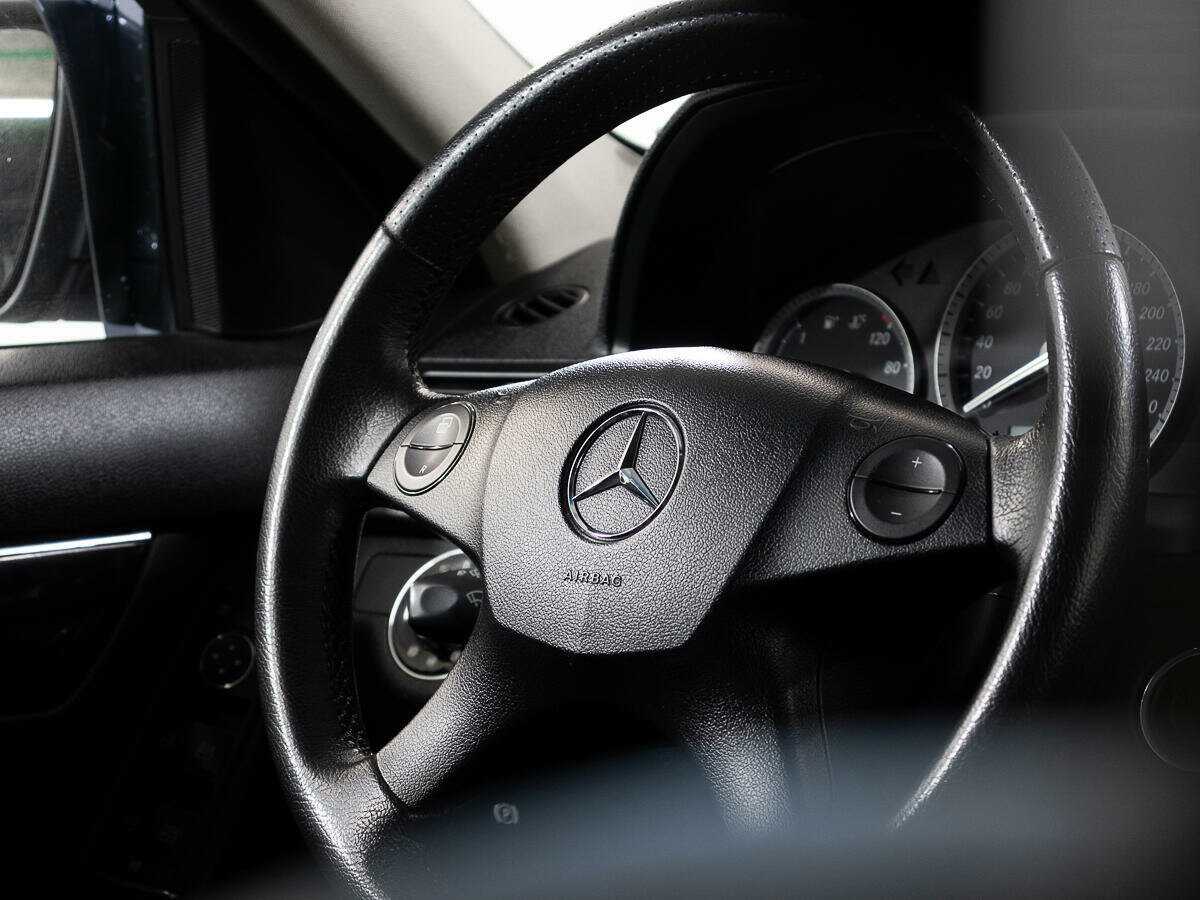 Mercedes-Benz C-Класс с пробегом — 2007 год. Фото: #13