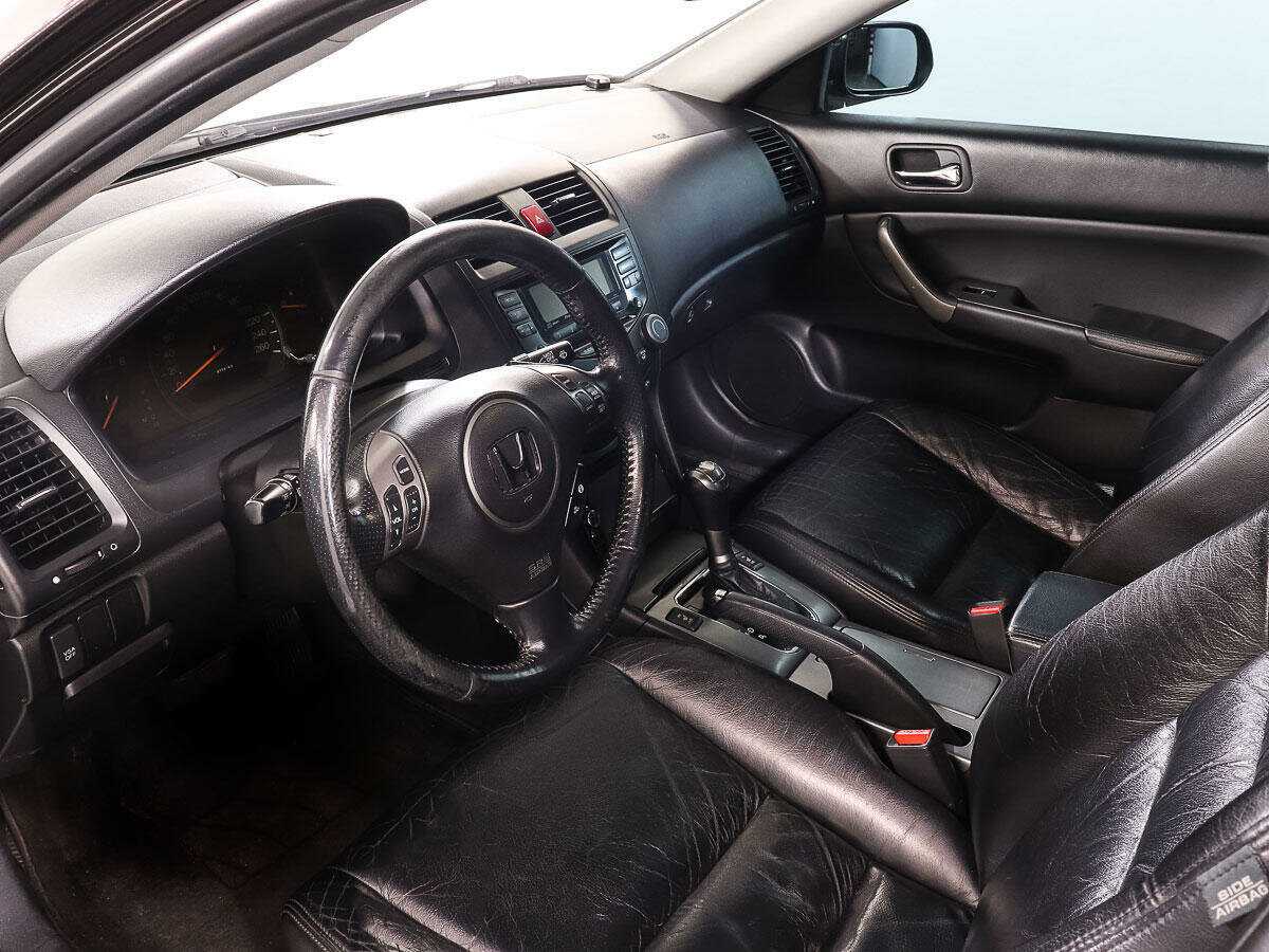 Honda Accord с пробегом — 2008 год. Фото: #11