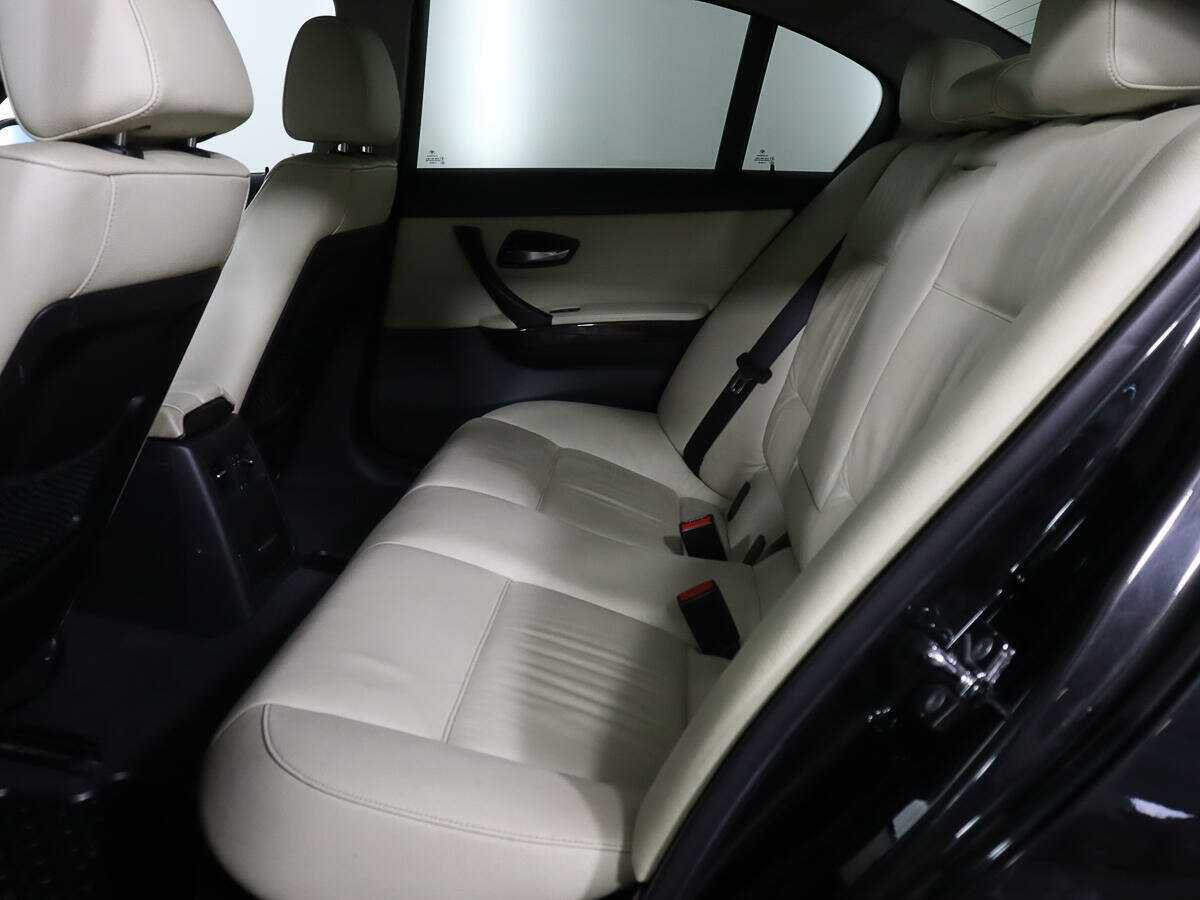 BMW 3 серии с пробегом — 2005 год. Фото: #8