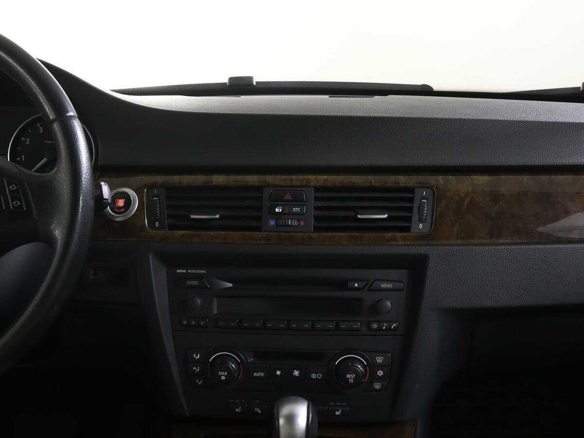 BMW 3 серии с пробегом — 2005 год. Фото: #11