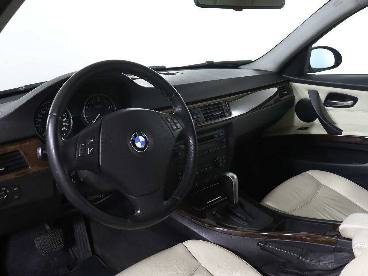 BMW 3 серии с пробегом — 2005 год. Фото: #12