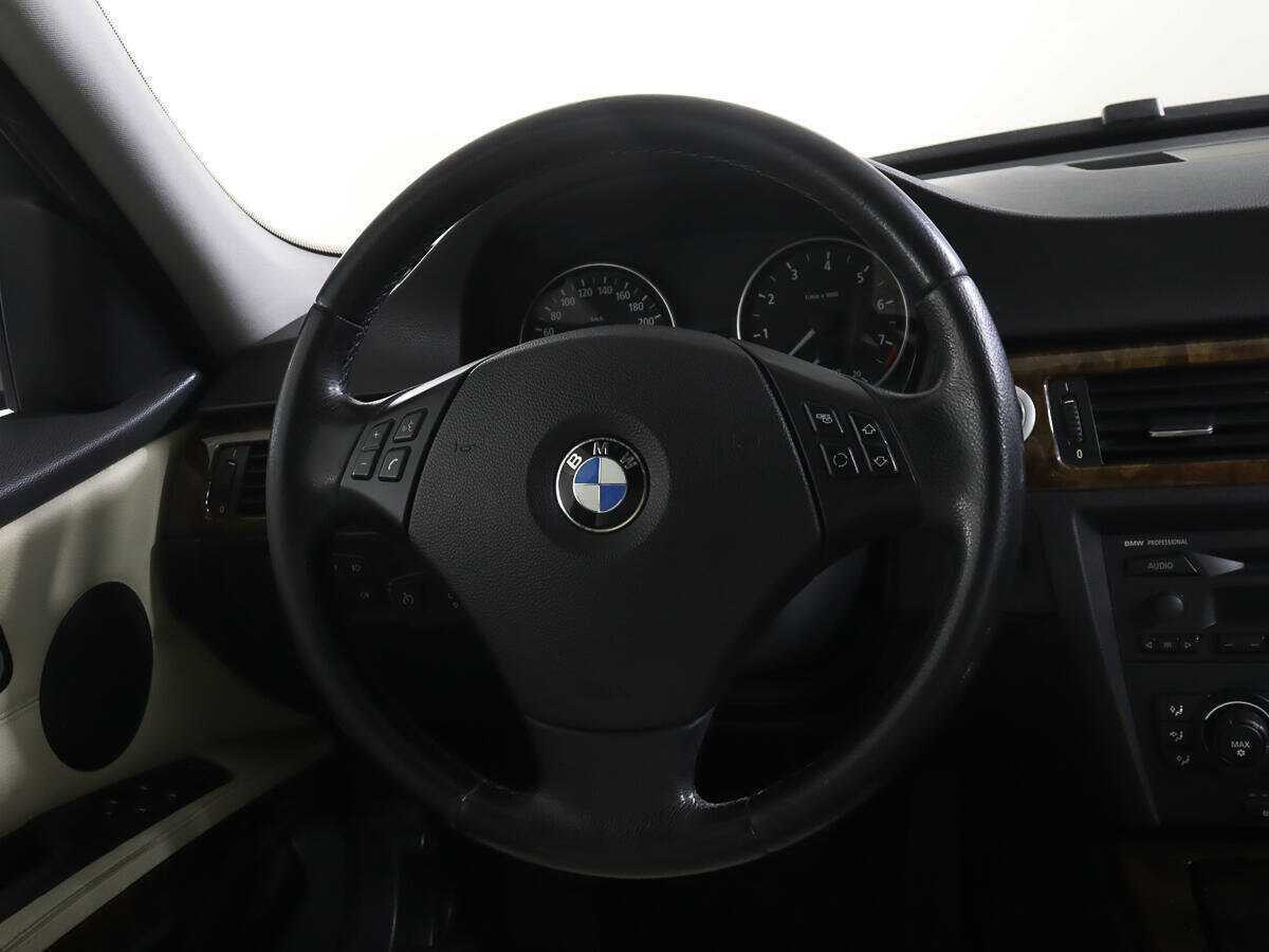 BMW 3 серии с пробегом — 2005 год. Фото: #13