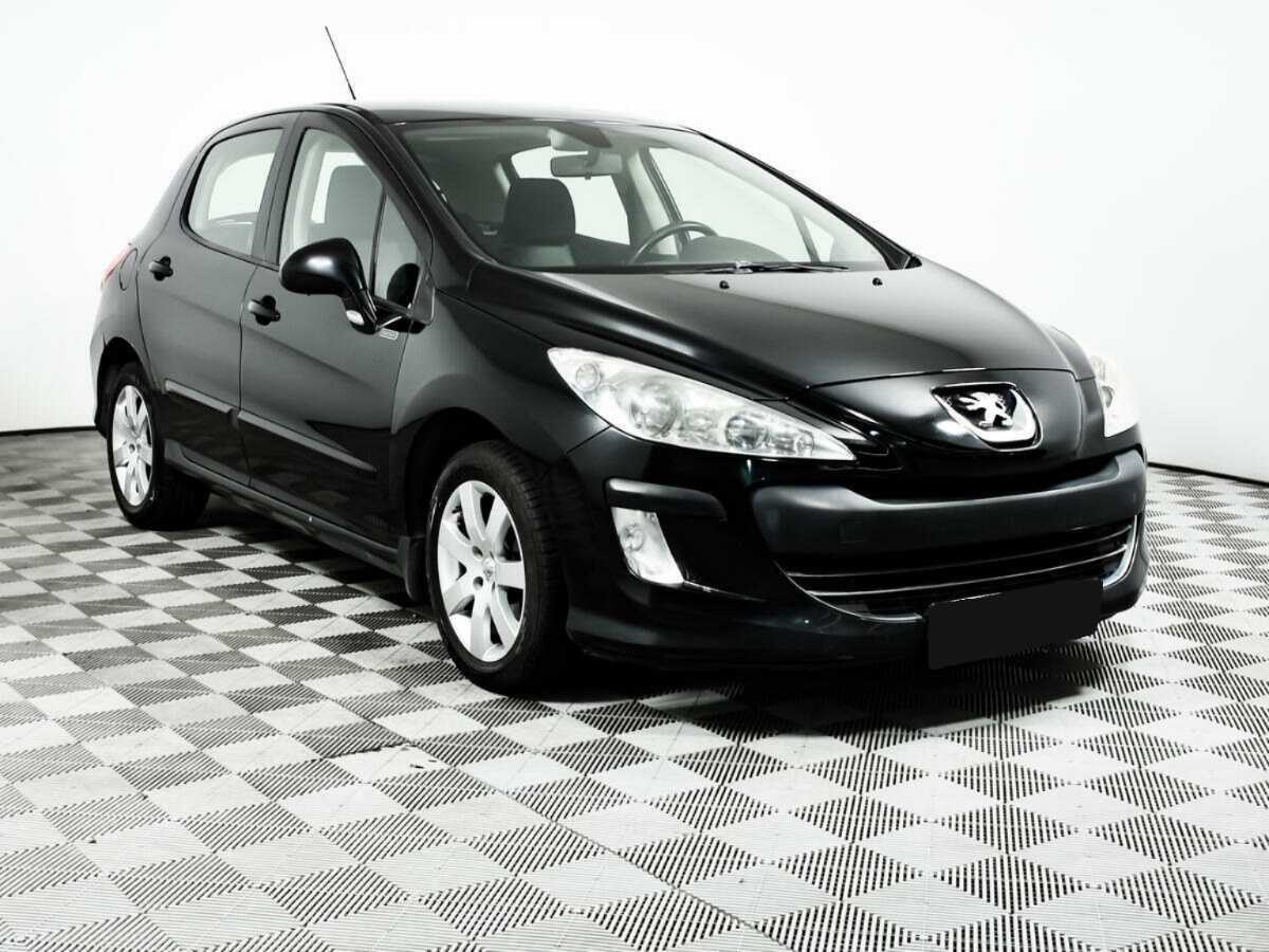 Peugeot 308 с пробегом — 2010 год. Фото: #2