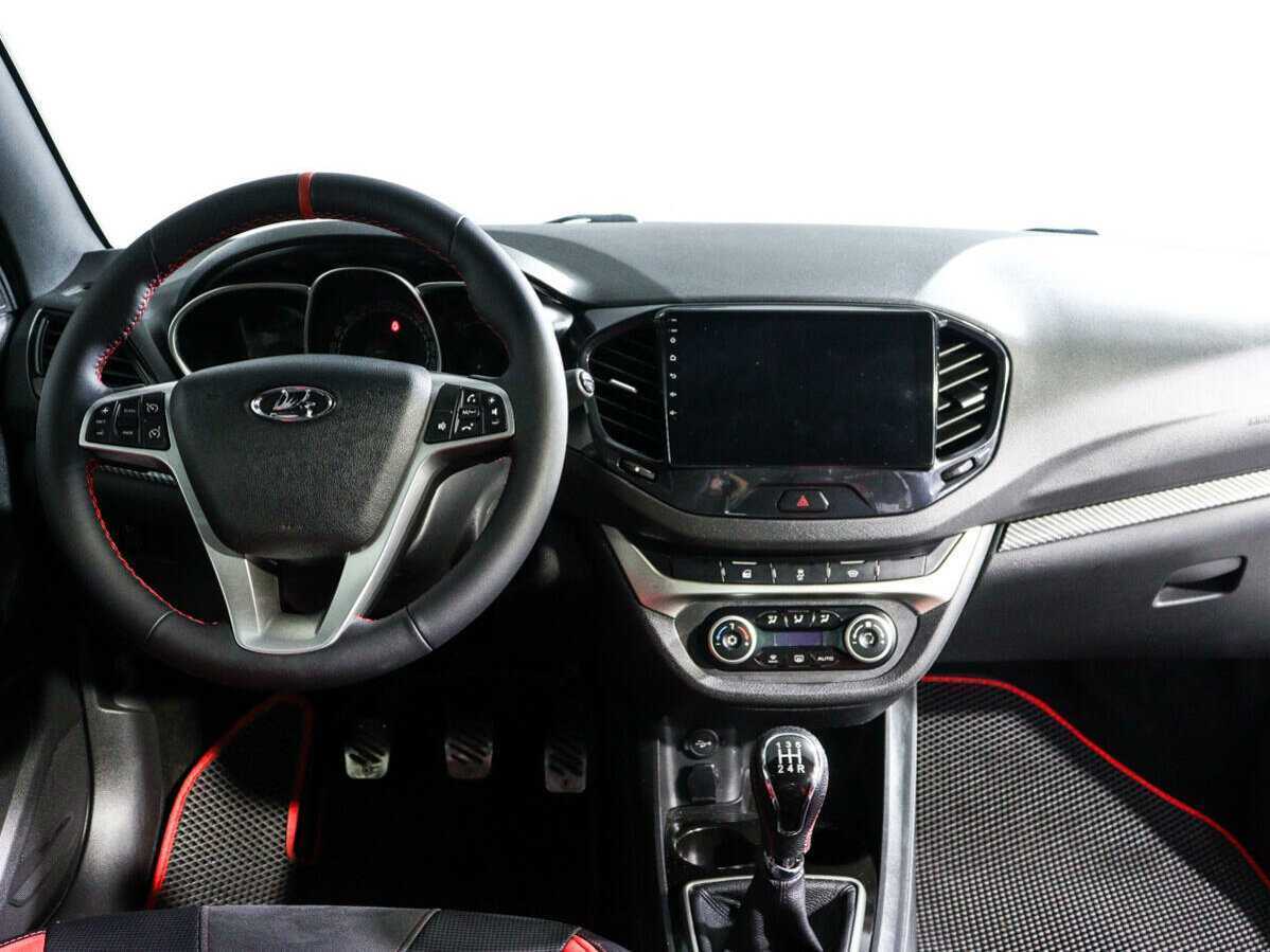 Lada (ВАЗ) Vesta с пробегом — 2019 год. Фото: #9