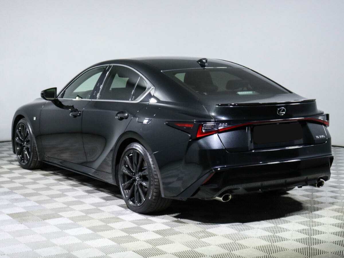 Lexus IS с пробегом — 2021 год. Фото: #6