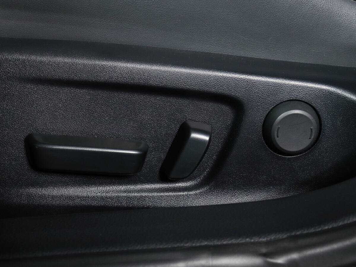 Lexus IS с пробегом — 2021 год. Фото: #15