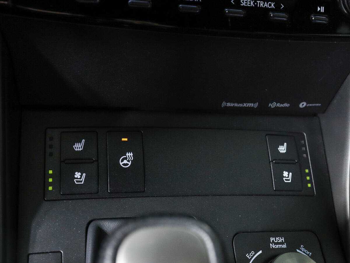 Lexus IS с пробегом — 2021 год. Фото: #19