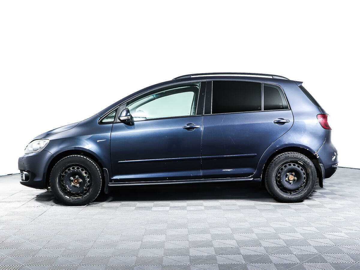 Volkswagen Golf Plus с пробегом — 2011 год. Фото: #6