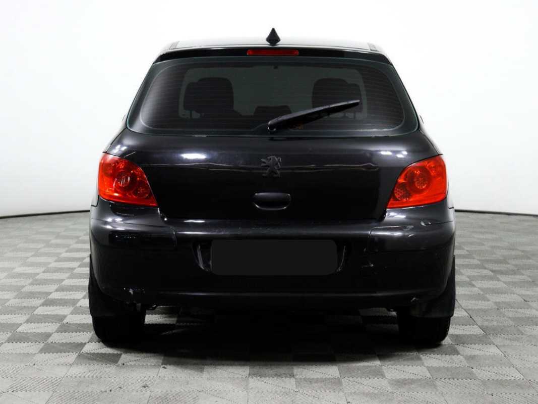 Peugeot 307 с пробегом — 2006 год. Фото: #5