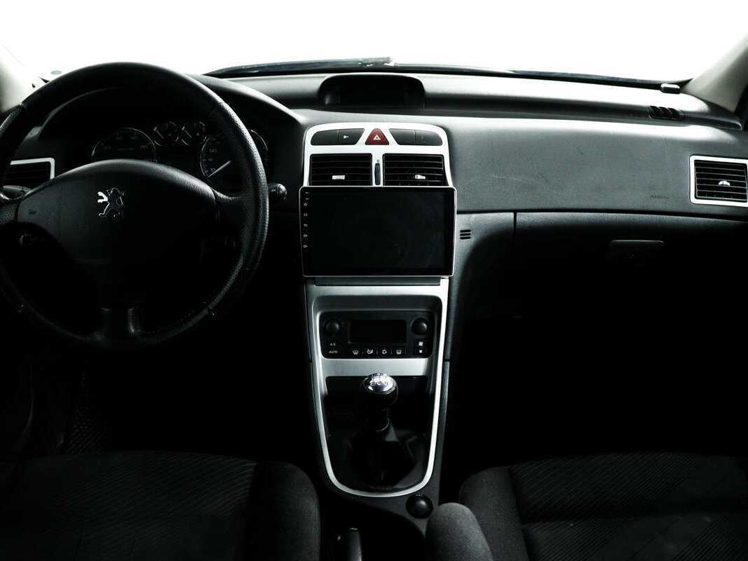 Peugeot 307 с пробегом — 2006 год. Фото: #10