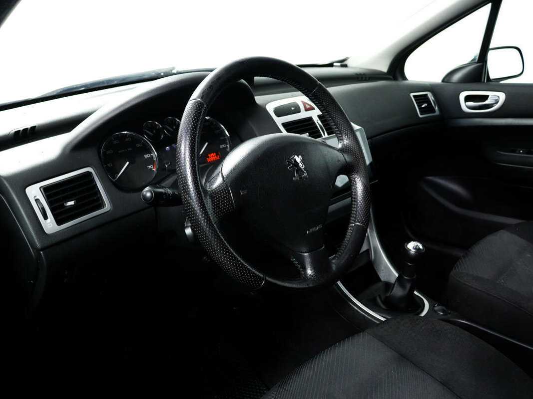 Peugeot 307 с пробегом — 2006 год. Фото: #12