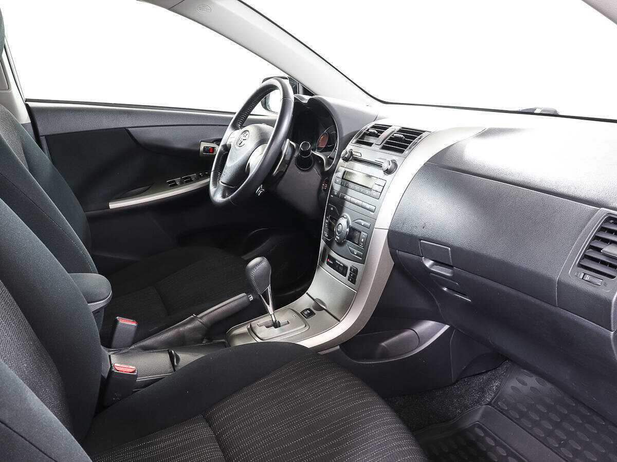 Toyota Corolla с пробегом — 2007 год. Фото: #7