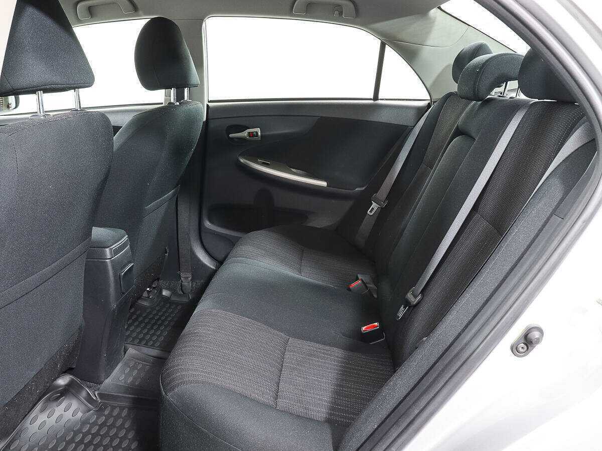 Toyota Corolla с пробегом — 2007 год. Фото: #8