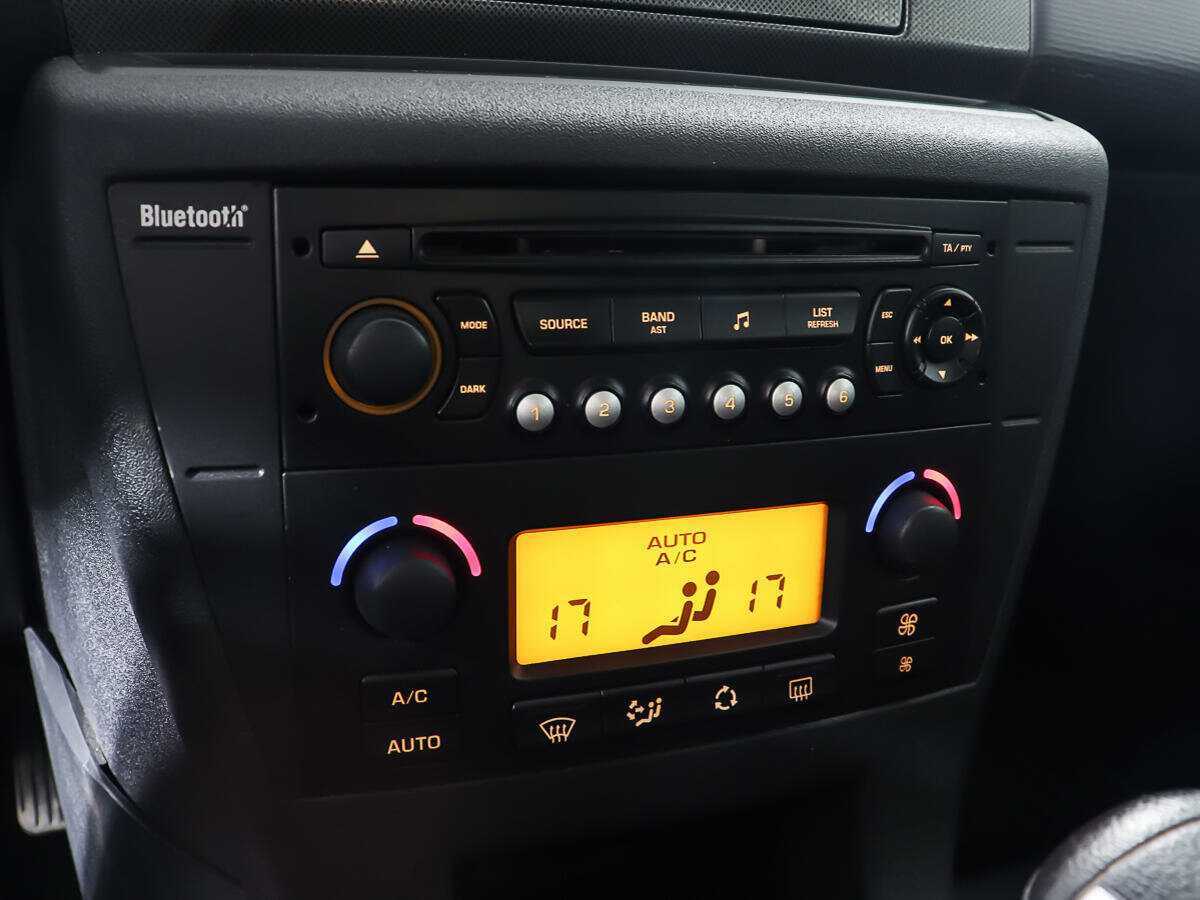 Citroen C4 с пробегом — 2010 год. Фото: #14