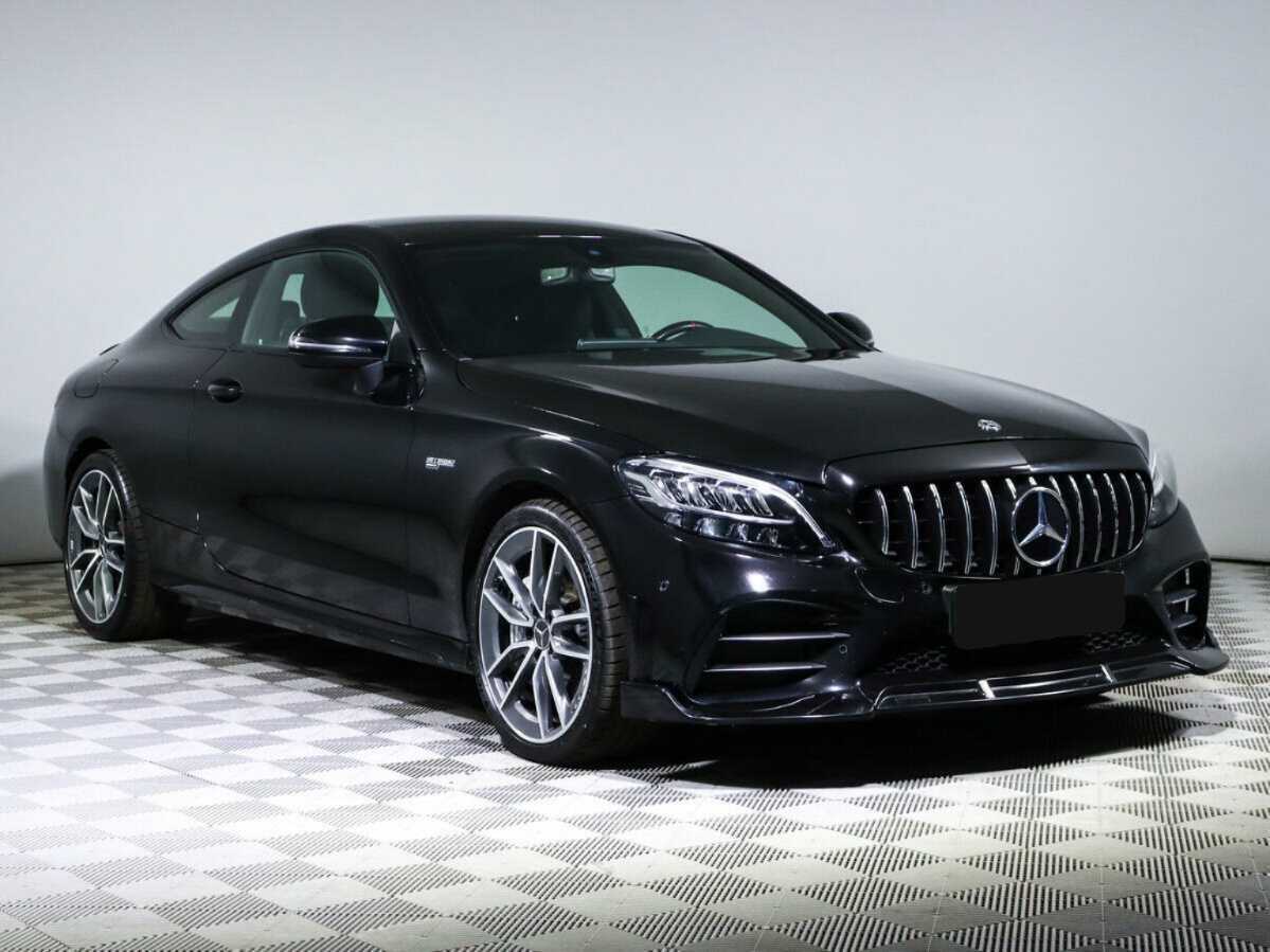 Mercedes-Benz C-Класс AMG с пробегом — 2019 год. Фото: #2