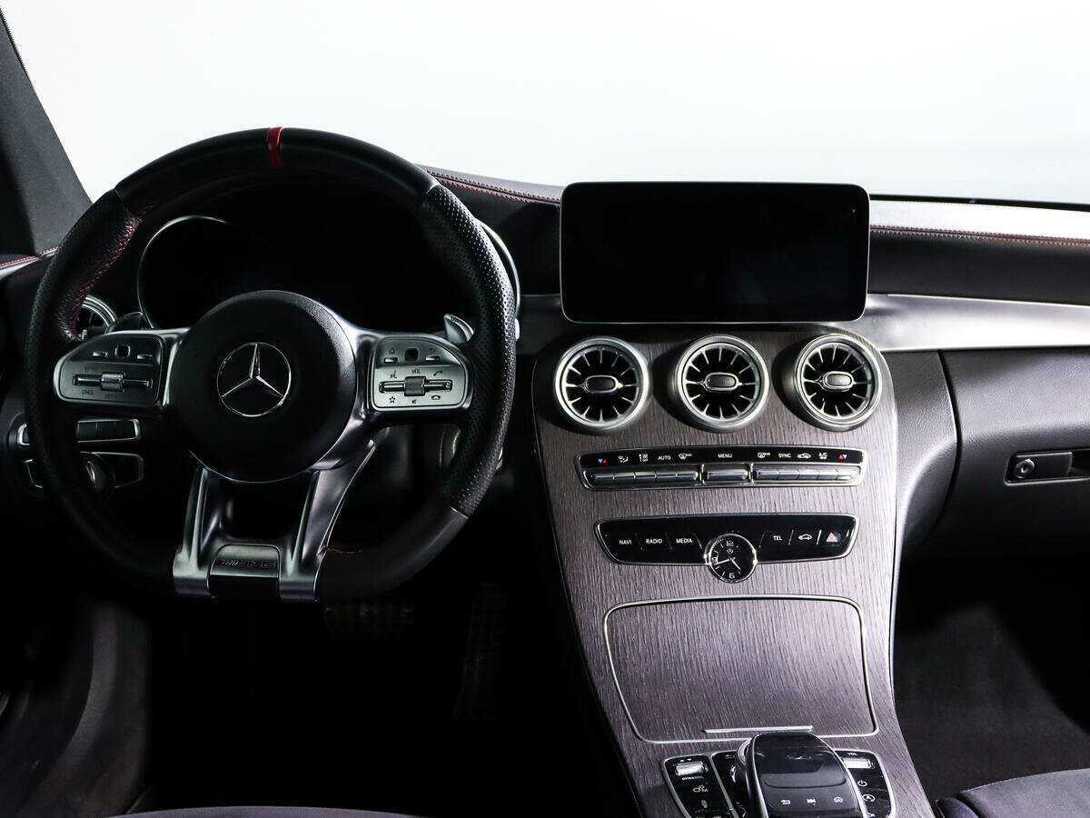 Mercedes-Benz C-Класс AMG с пробегом — 2019 год. Фото: #11