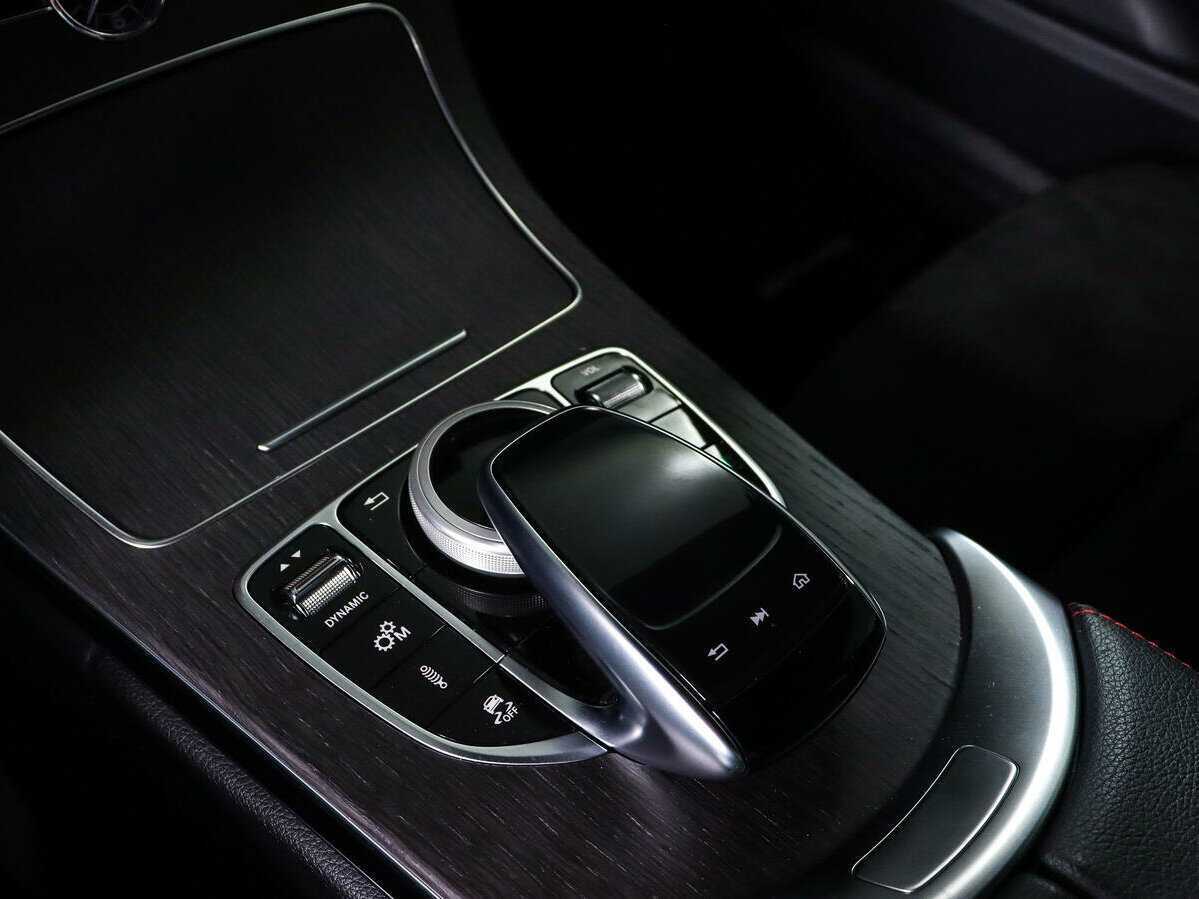 Mercedes-Benz C-Класс AMG с пробегом — 2019 год. Фото: #19
