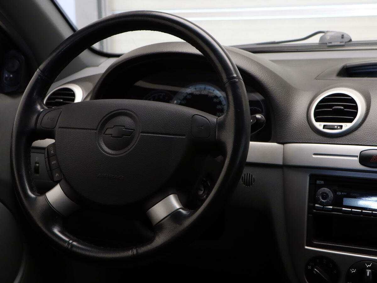 Chevrolet Lacetti с пробегом — 2008 год. Фото: #9