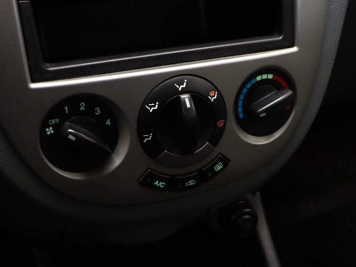 Chevrolet Lacetti с пробегом — 2008 год. Фото: #14