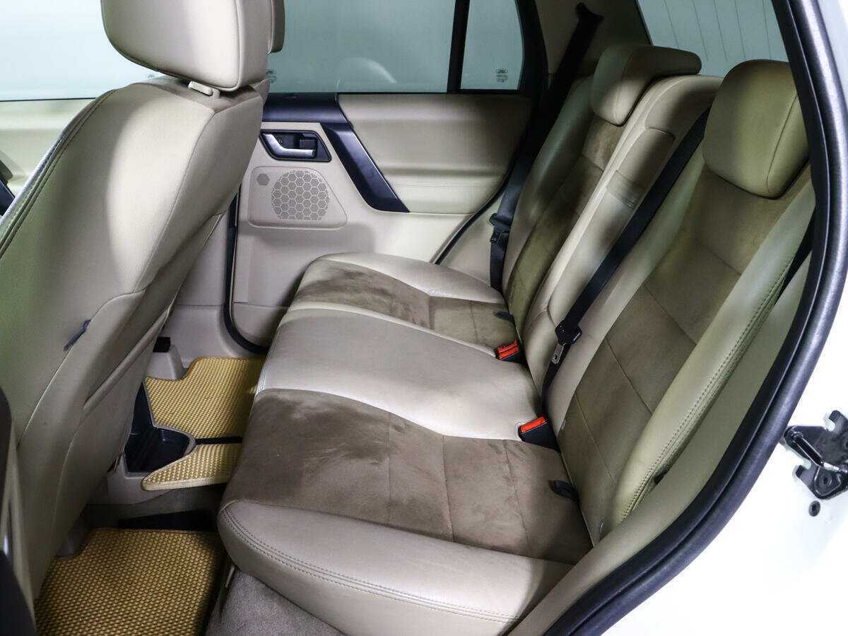 Land Rover Freelander с пробегом — 2011 год. Фото: #7