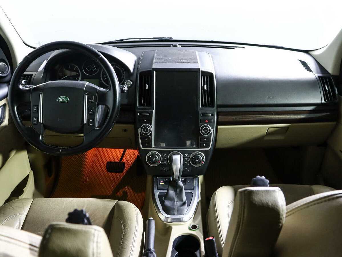 Land Rover Freelander с пробегом — 2011 год. Фото: #9