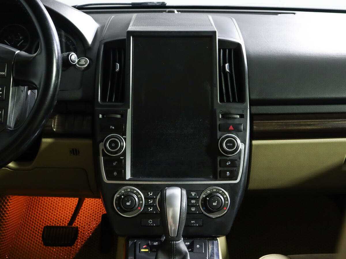 Land Rover Freelander с пробегом — 2011 год. Фото: #10