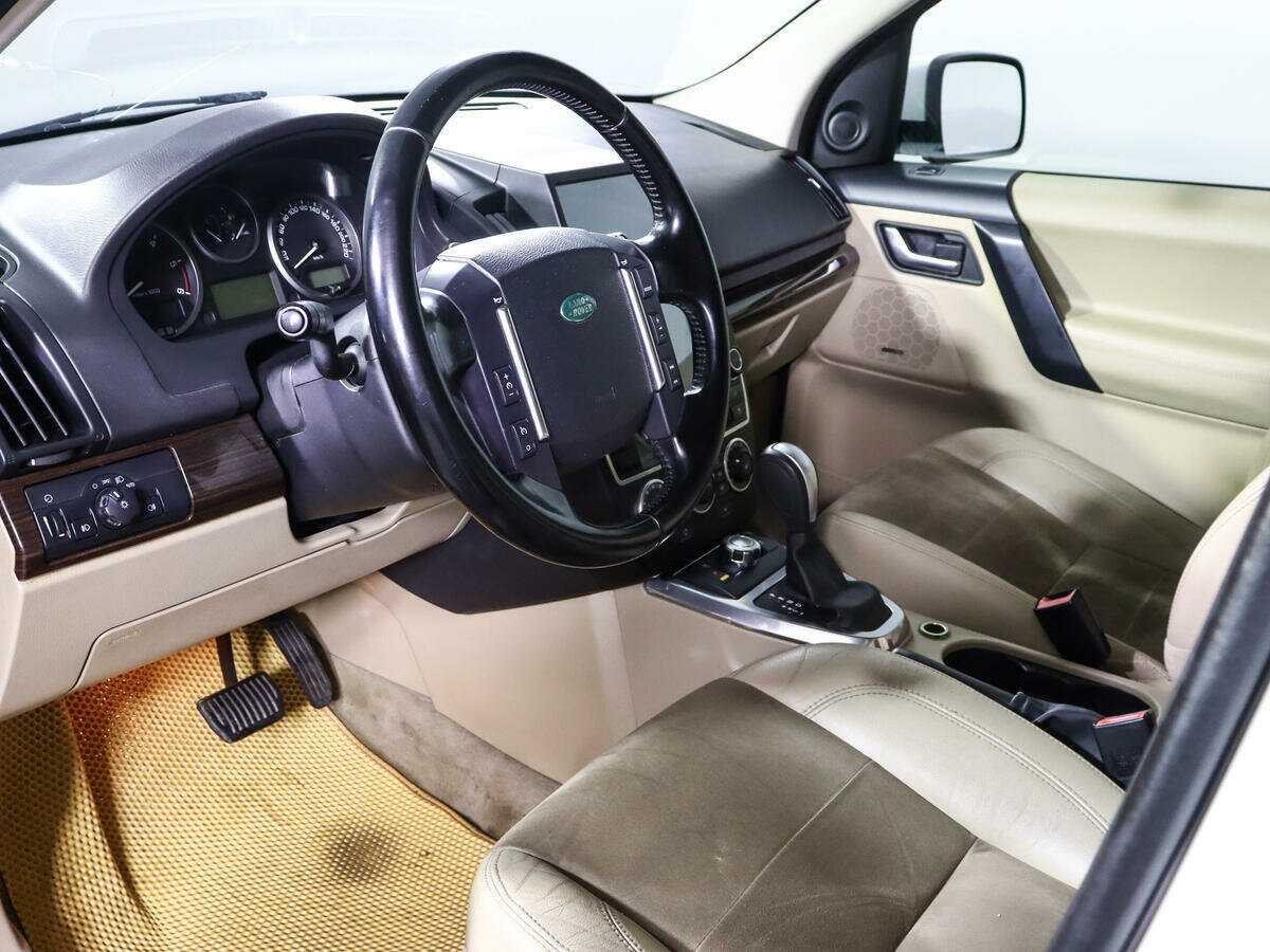 Land Rover Freelander с пробегом — 2011 год. Фото: #11