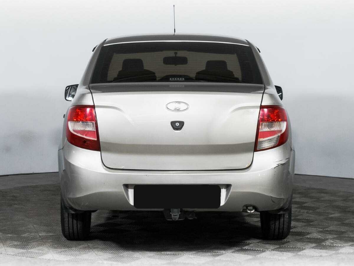 Lada (ВАЗ) Granta с пробегом — 2012 год. Фото: #5