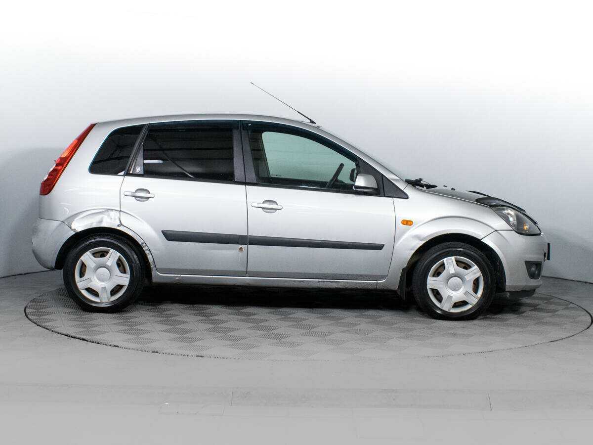 Ford Fiesta с пробегом — 2007 год. Фото: #3