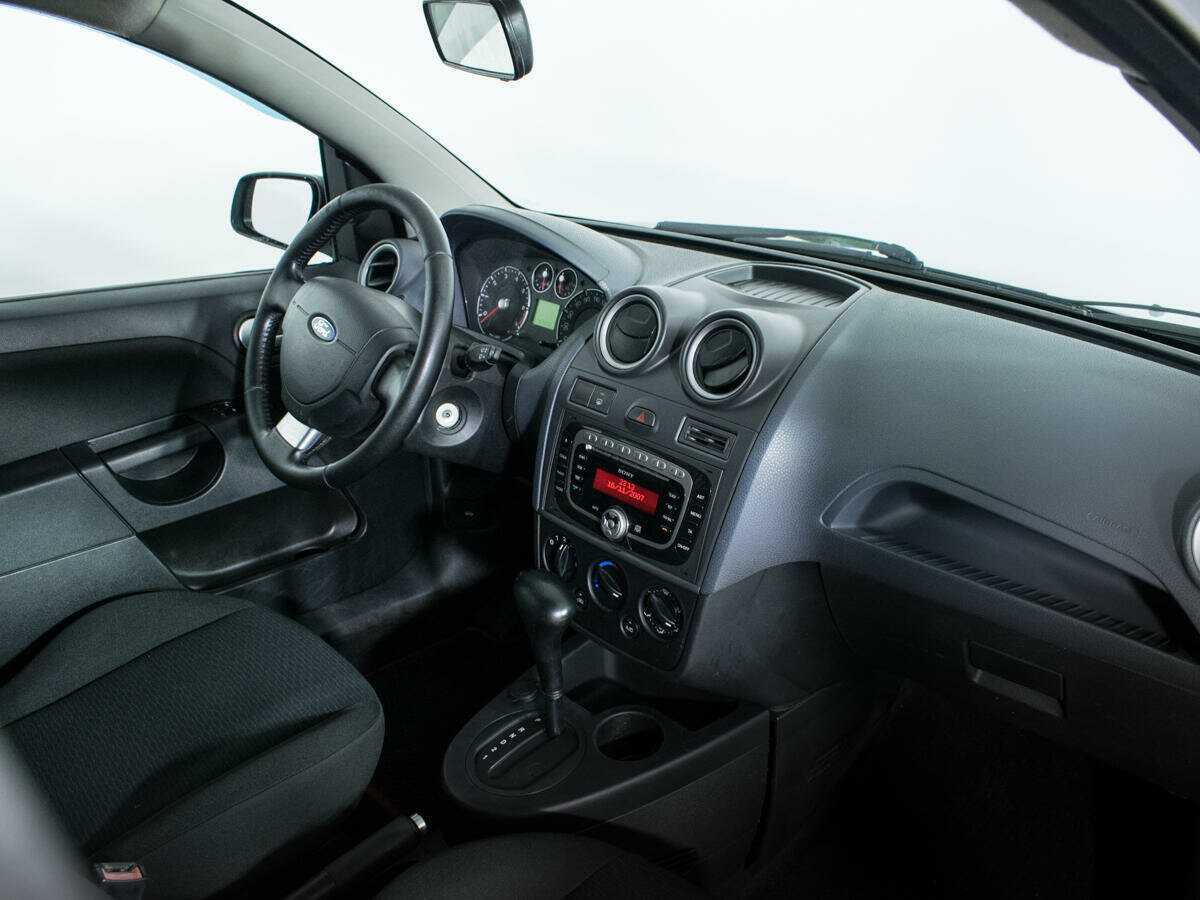 Ford Fiesta с пробегом — 2007 год. Фото: #8