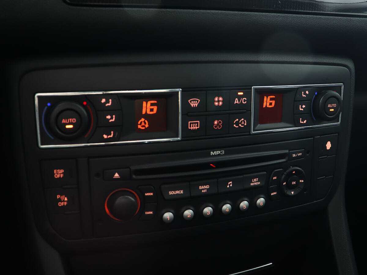 Citroen C5 с пробегом — 2008 год. Фото: #18