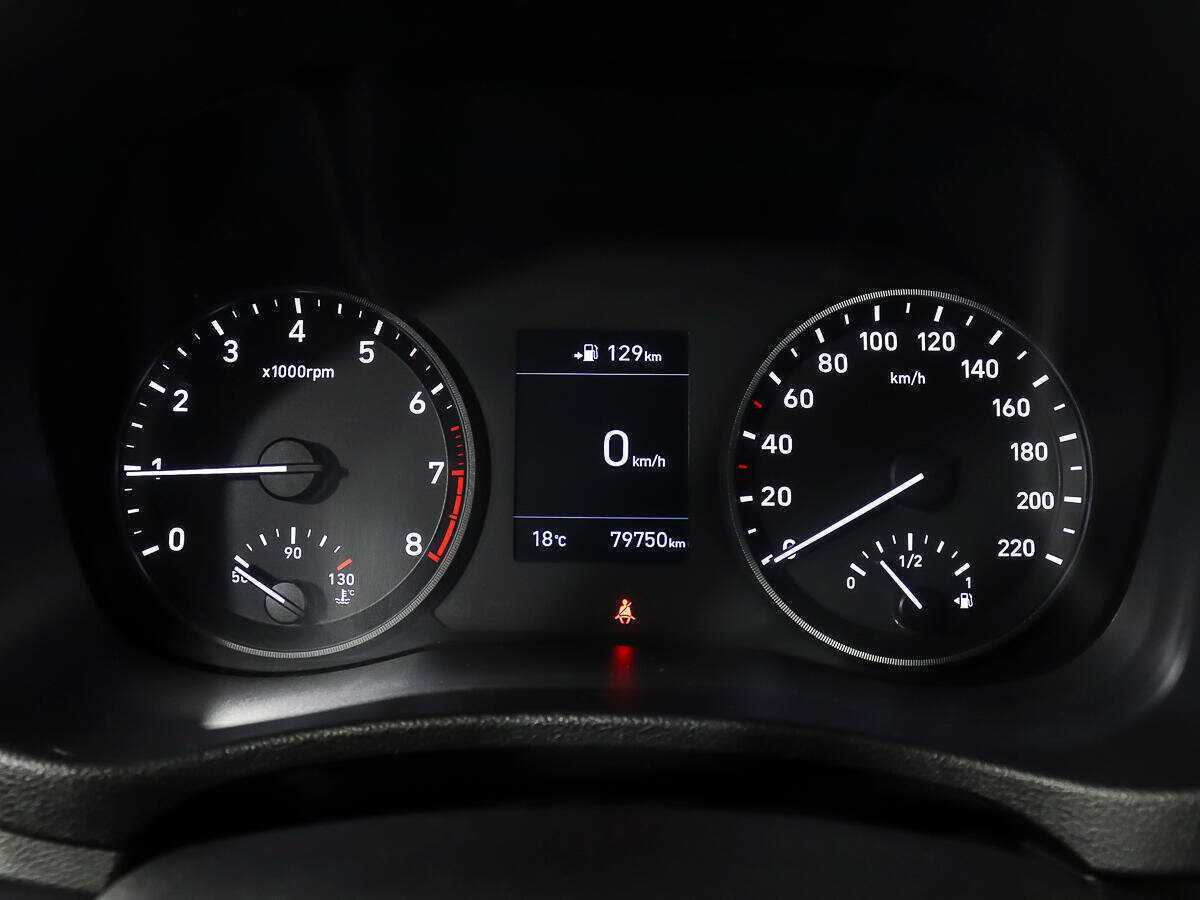 Hyundai Solaris с пробегом — 2019 год. Фото: #9