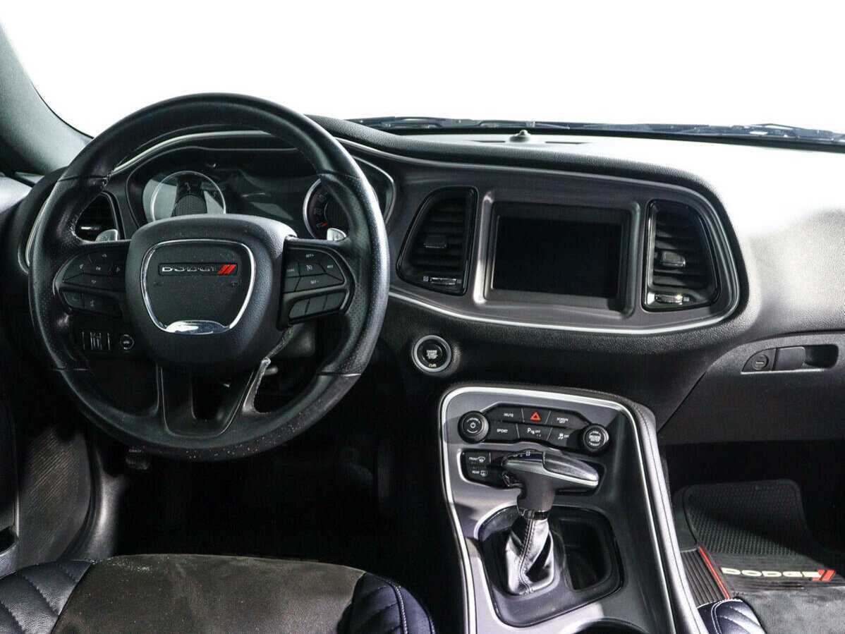 Dodge Challenger с пробегом — 2019 год. Фото: #11