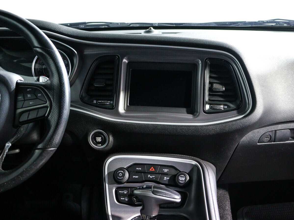 Dodge Challenger с пробегом — 2019 год. Фото: #12