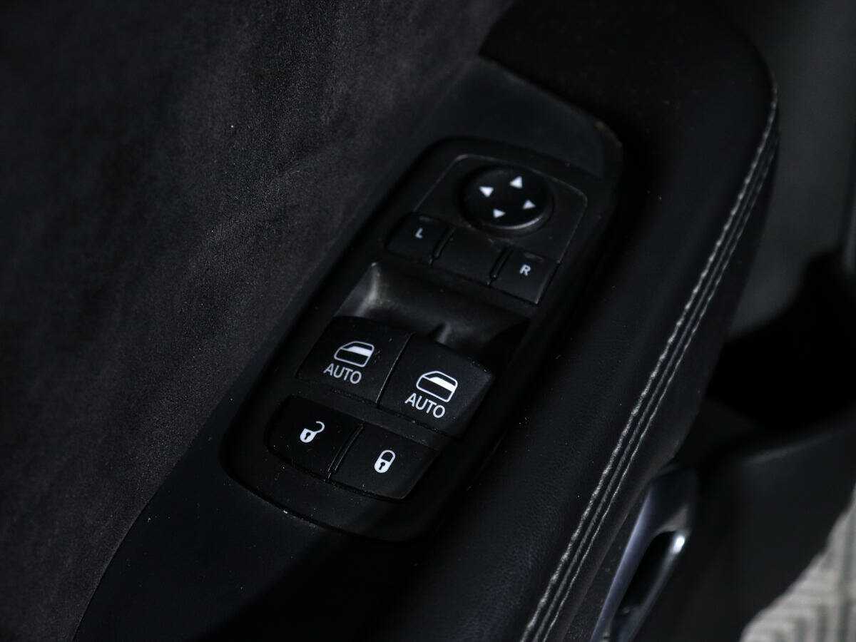 Dodge Challenger с пробегом — 2019 год. Фото: #17