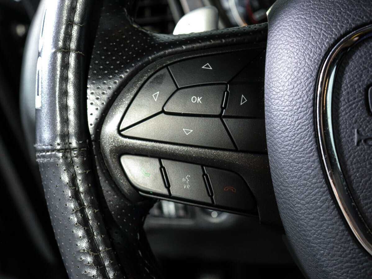 Dodge Challenger с пробегом — 2019 год. Фото: #19