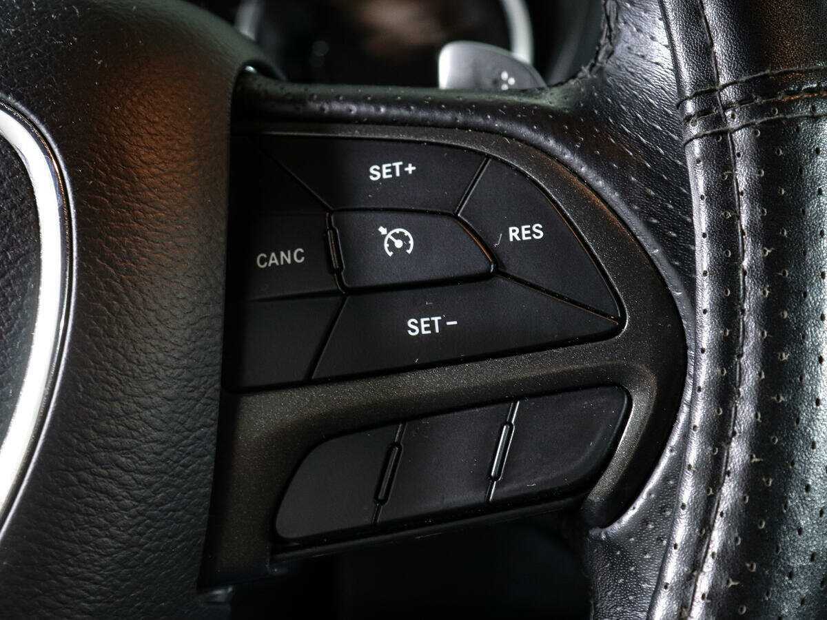 Dodge Challenger с пробегом — 2019 год. Фото: #20