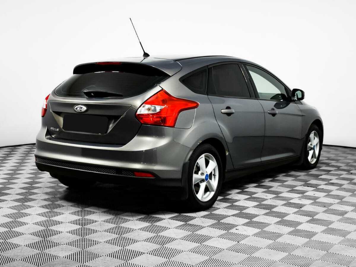 Ford Focus с пробегом — 2011 год. Фото: #4