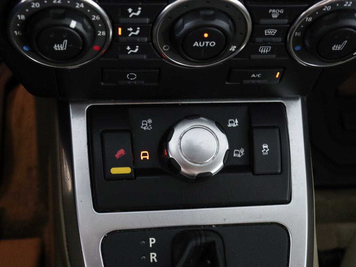 Land Rover Freelander с пробегом — 2011 год. Фото: #22