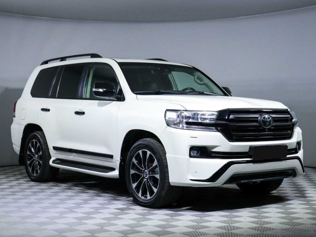 Toyota Land Cruiser с пробегом — 2018 год. Фото: #2