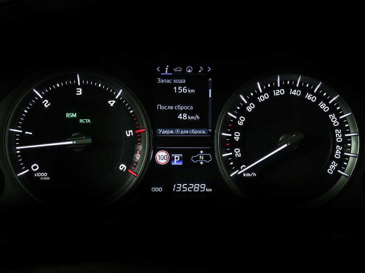 Toyota Land Cruiser с пробегом — 2018 год. Фото: #10