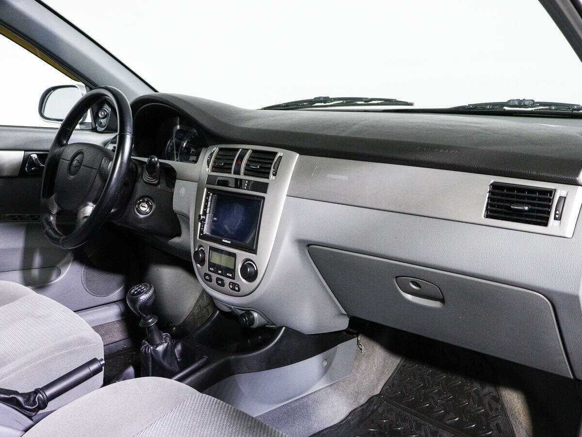 Chevrolet Lacetti с пробегом — 2007 год. Фото: #8