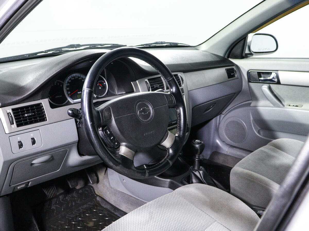 Chevrolet Lacetti с пробегом — 2007 год. Фото: #13