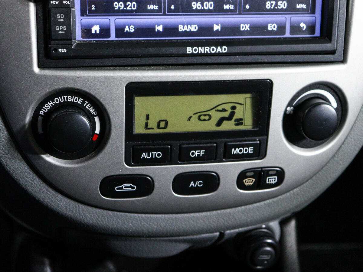 Chevrolet Lacetti с пробегом — 2007 год. Фото: #17